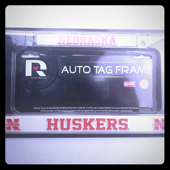NCAA Nebraska Cornhuskers Chrome Plate Frame - Picture 1 of 6